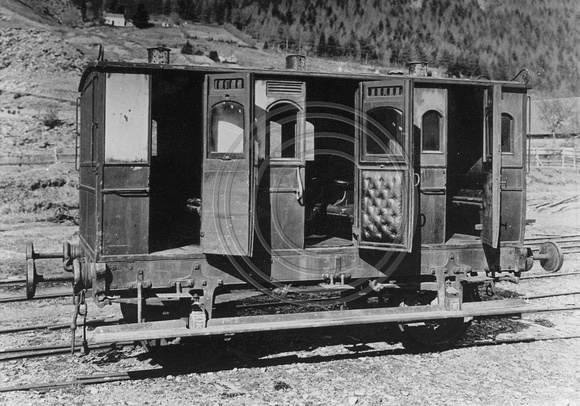 LNWRS 1864 Tri-composite carriage