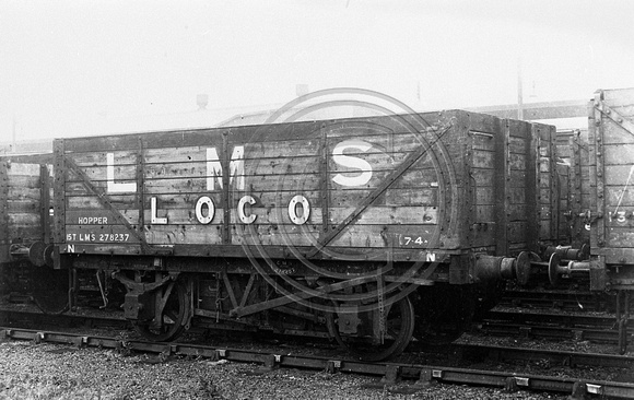 LNWRS 2182  Open Wagon 7-plank Loco Coal