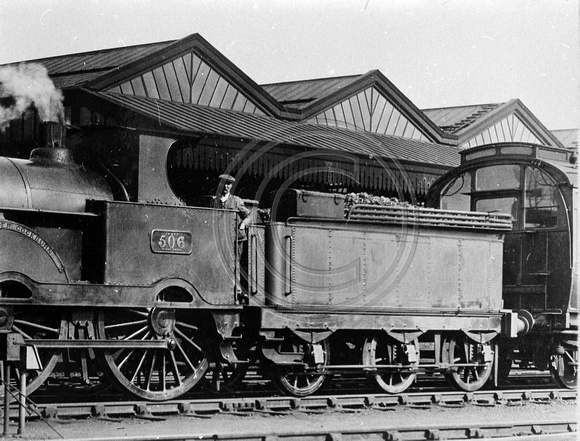 LNWRS 1879 8-wheeled carriage Slip