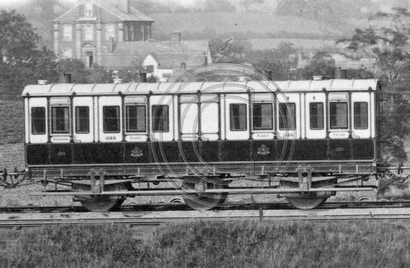CRPRT OS107C Various 6 Wheeled Carriages.