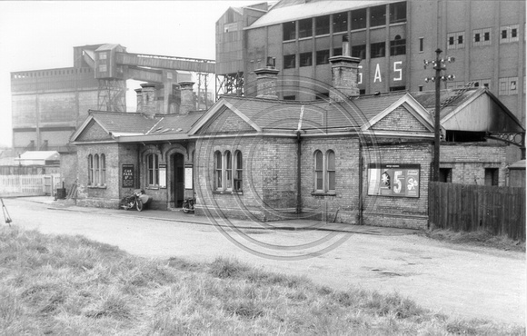 BWL 448 St Albans Abbey station